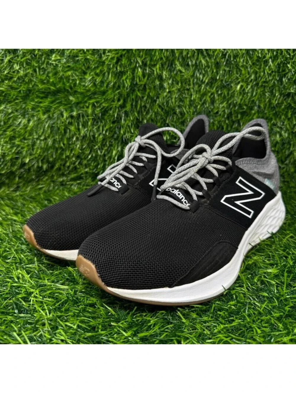 New Balance Fresh Foam Roav Tee Shirt WROAVTK Women's 11.5 Black Gray 2252